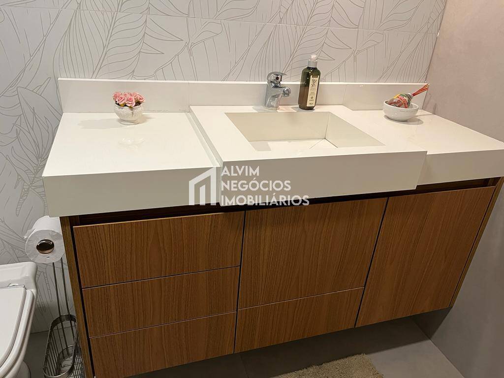 Apartamento à venda com 4 quartos, 176m² - Foto 19