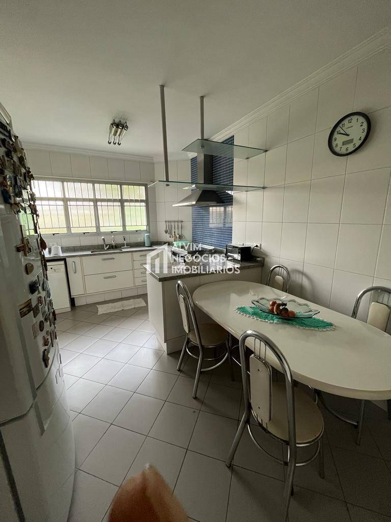 Apartamento à venda com 4 quartos, 176m² - Foto 11