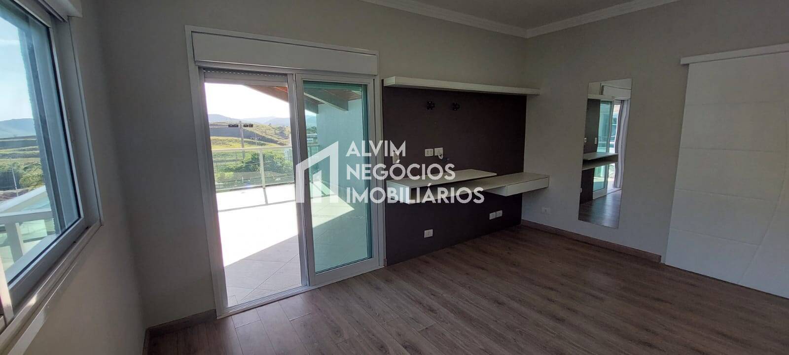 Sobrado à venda com 3 quartos, 500m² - Foto 11