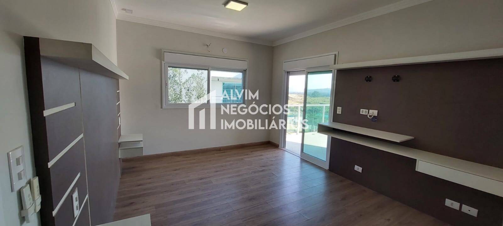 Sobrado à venda com 3 quartos, 500m² - Foto 14