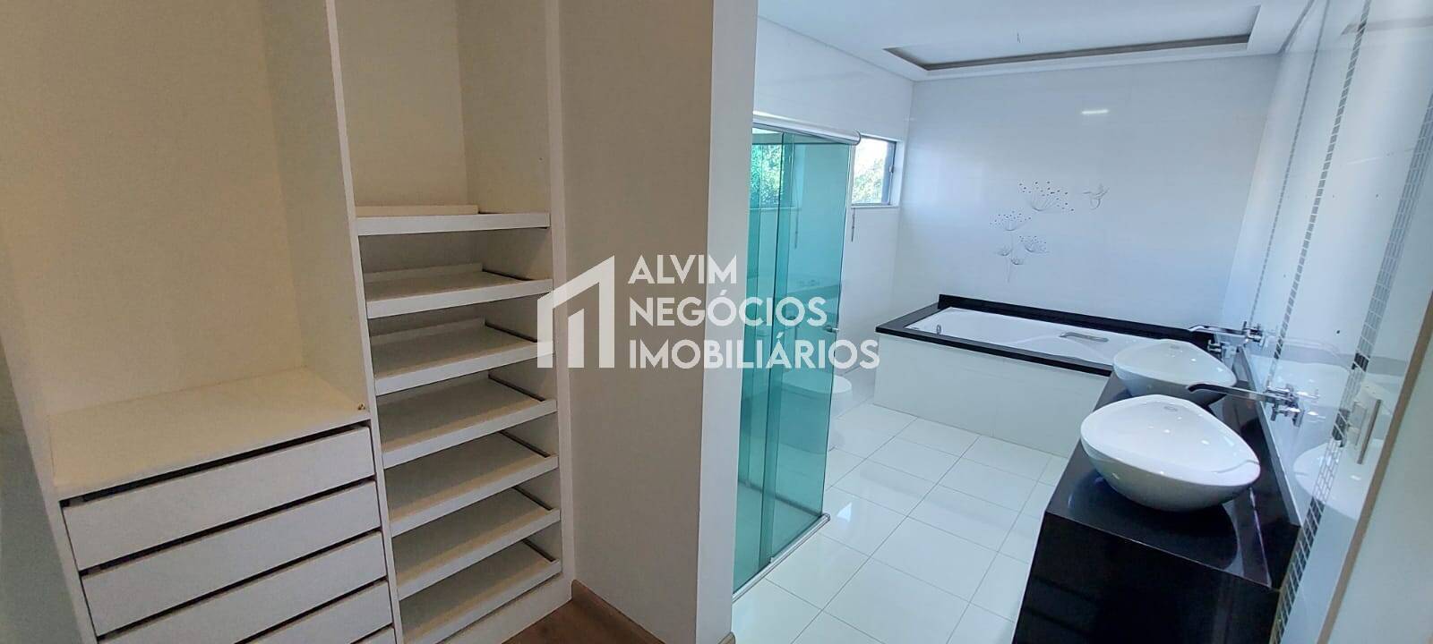 Sobrado à venda com 3 quartos, 500m² - Foto 16