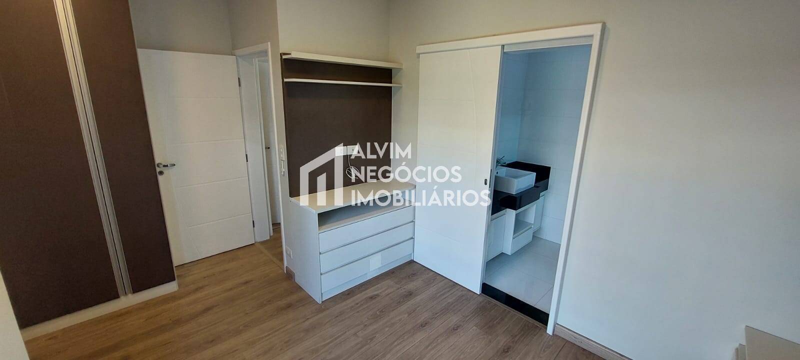Sobrado à venda com 3 quartos, 500m² - Foto 19