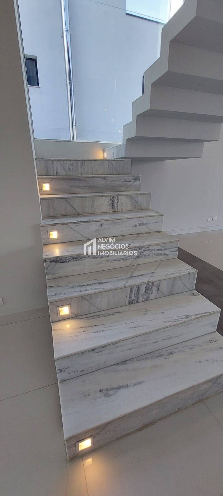 Sobrado à venda com 3 quartos, 500m² - Foto 21