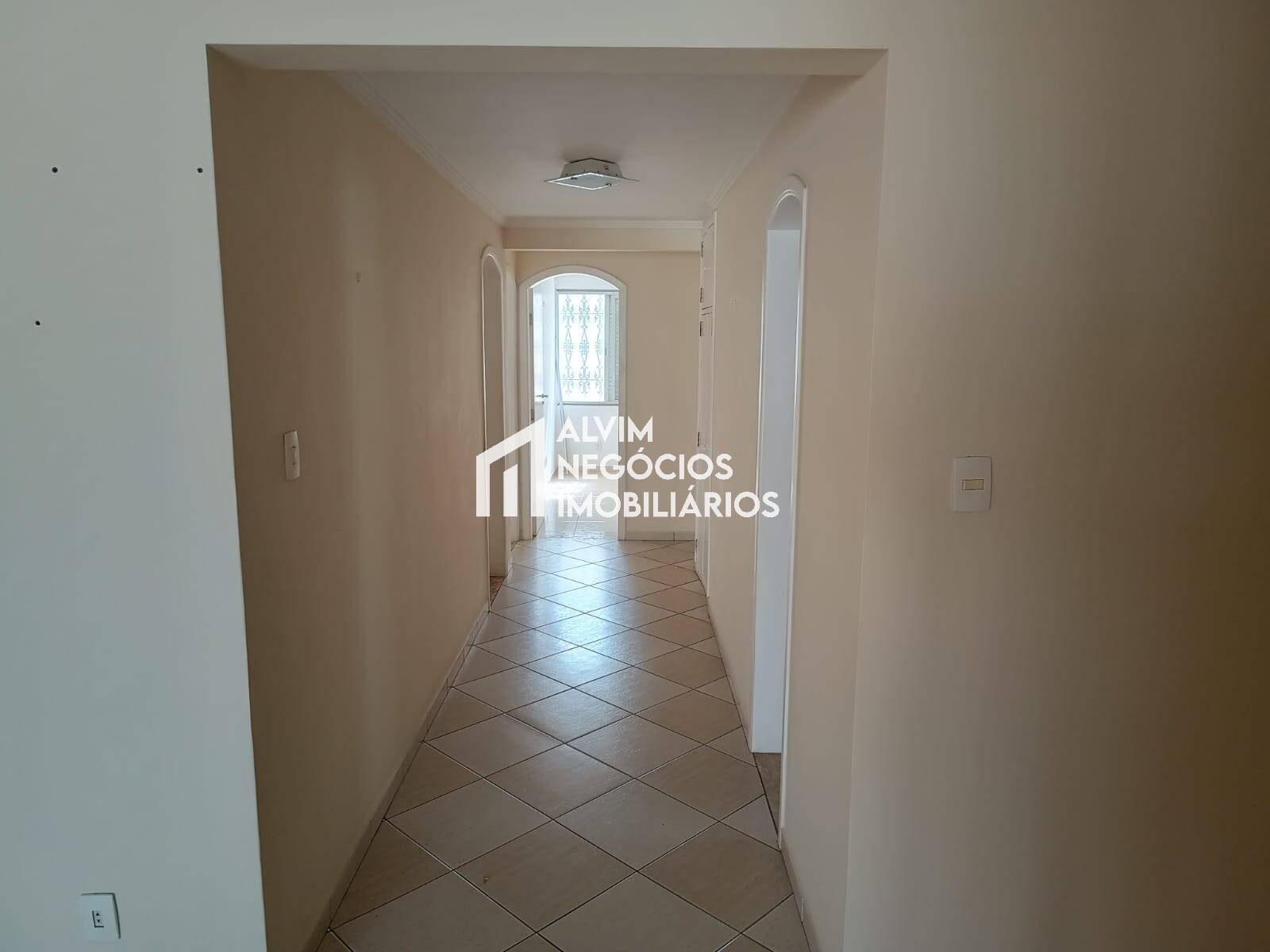 Casa, 4 quartos, 240 m² - Foto 18