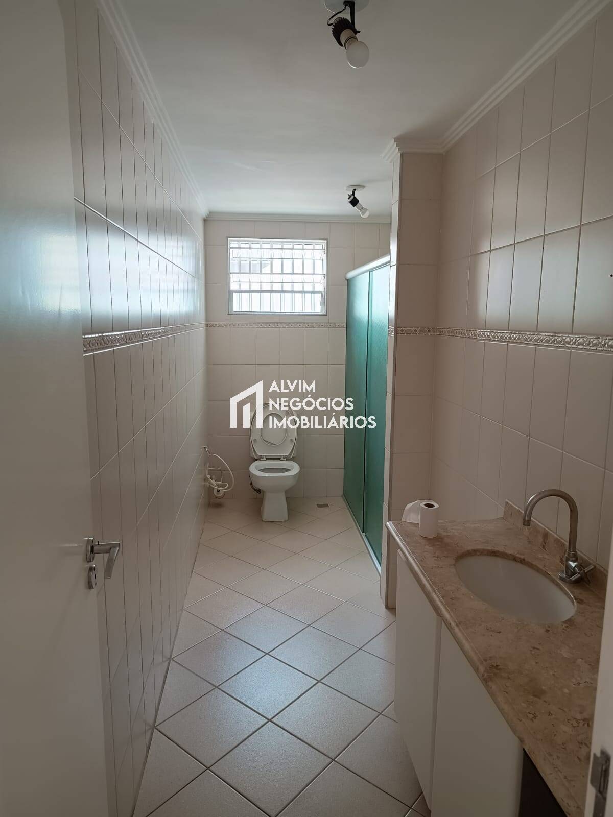 Casa, 4 quartos, 240 m² - Foto 22