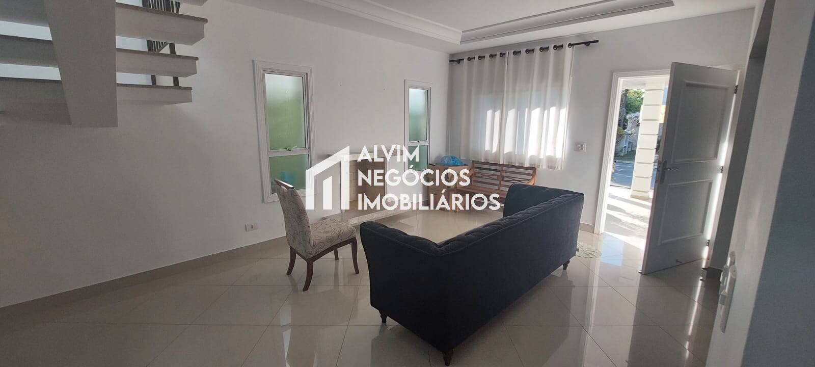 Sobrado, 4 quartos, 250 m² - Foto 1