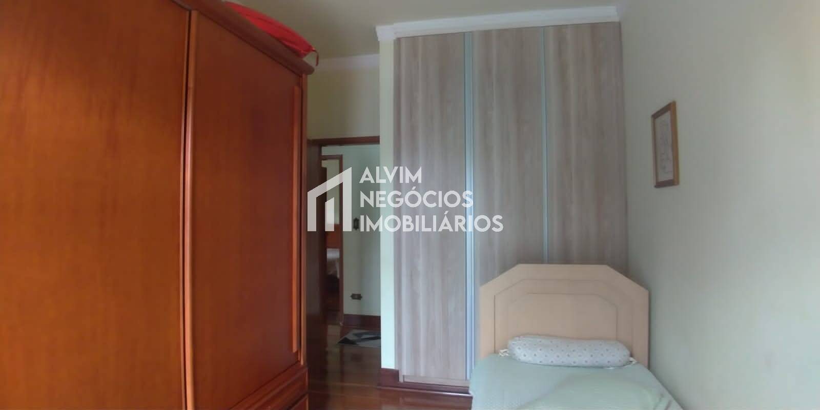 Sobrado à venda com 3 quartos, 450m² - Foto 13
