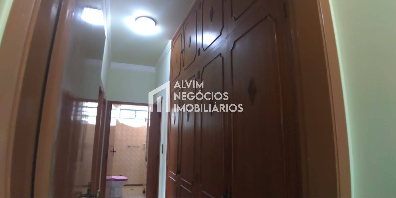 Sobrado à venda com 3 quartos, 450m² - Foto 15