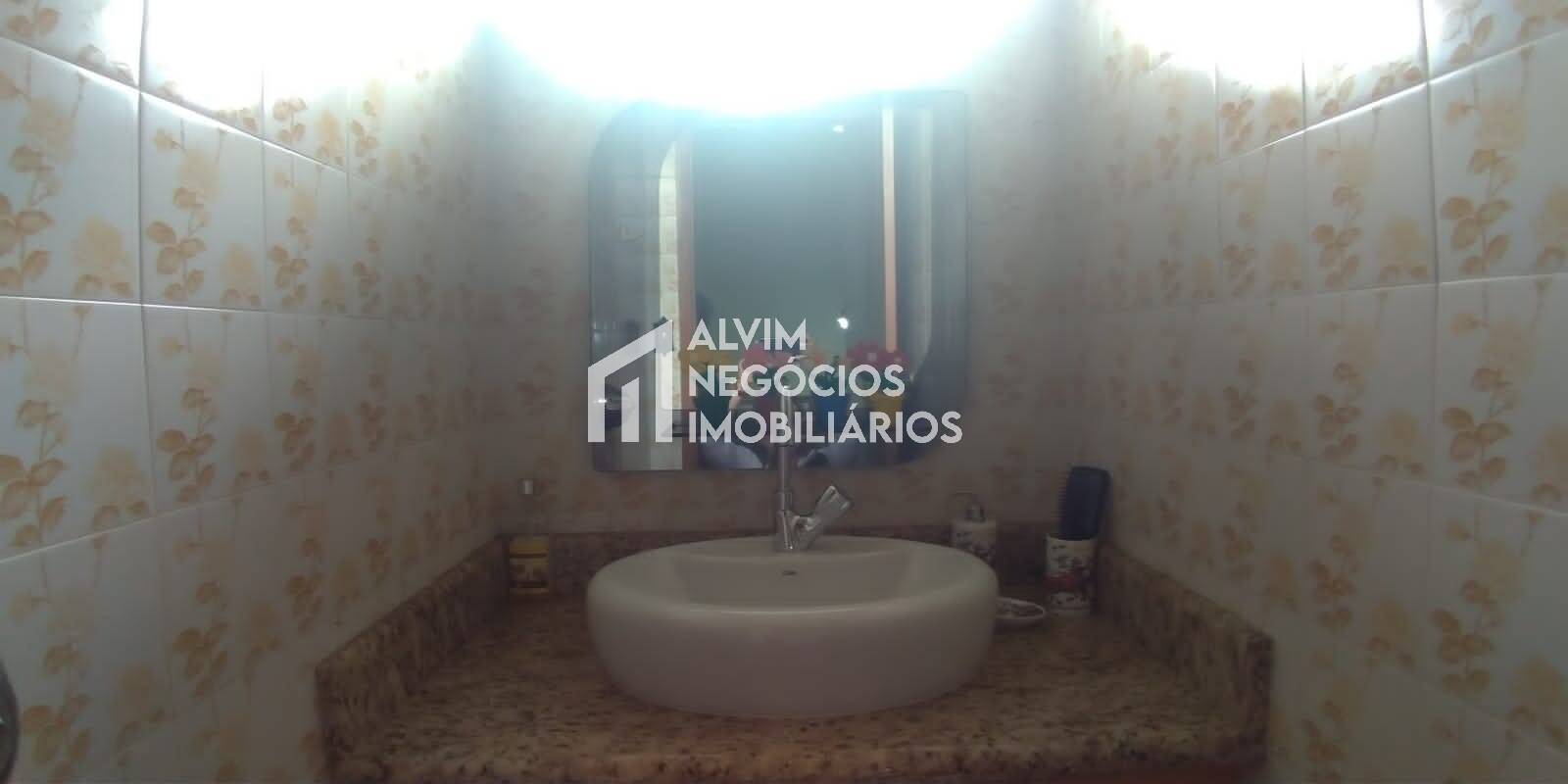 Sobrado à venda com 3 quartos, 450m² - Foto 25