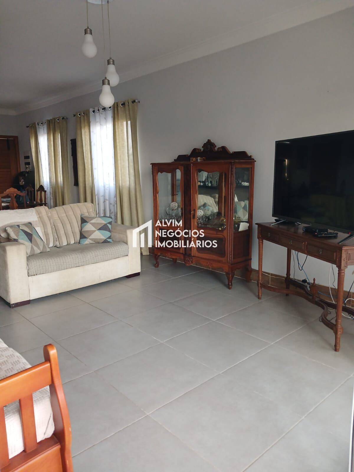 Casa, 3 quartos, 209 m² - Foto 7