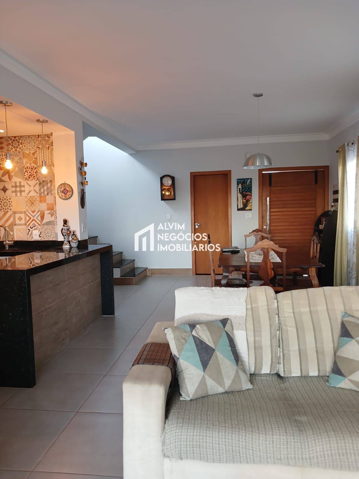 Casa, 3 quartos, 209 m² - Foto 9