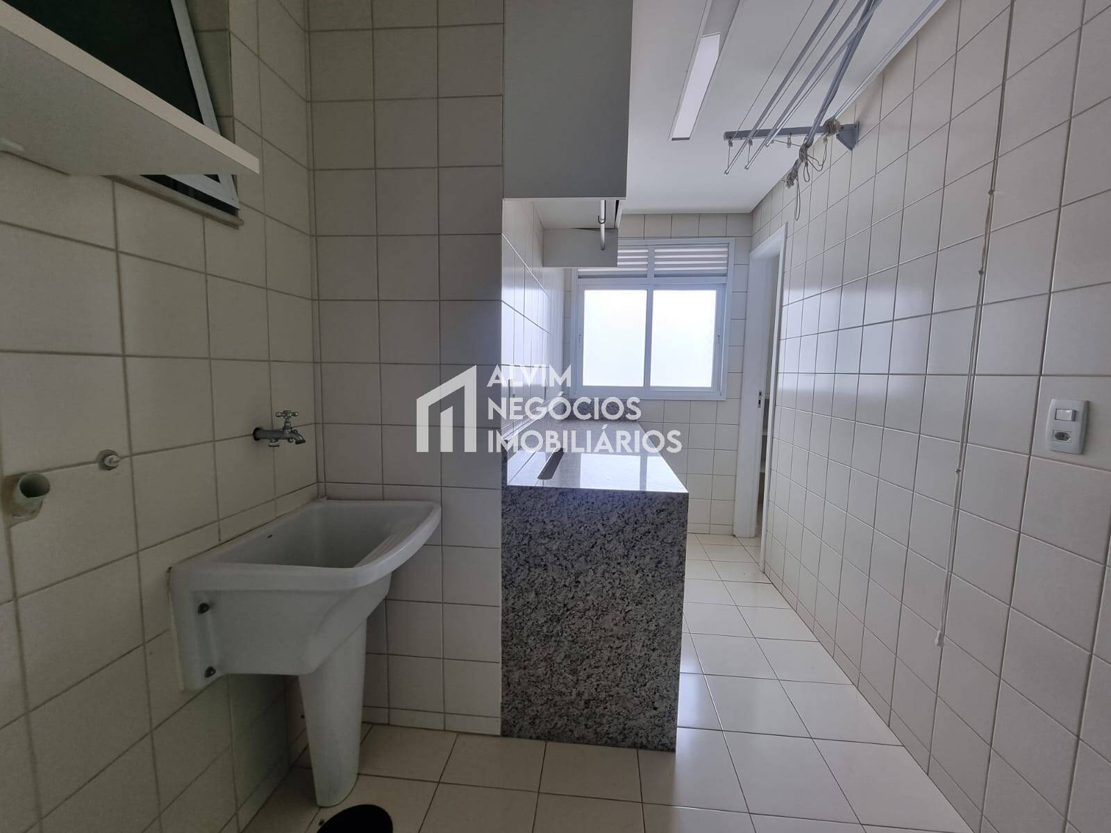 Cobertura à venda e aluguel com 3 quartos, 304m² - Foto 14