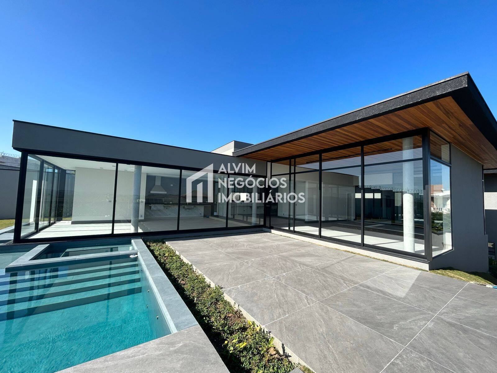 Sobrado à venda com 2 quartos, 600m² - Foto 10