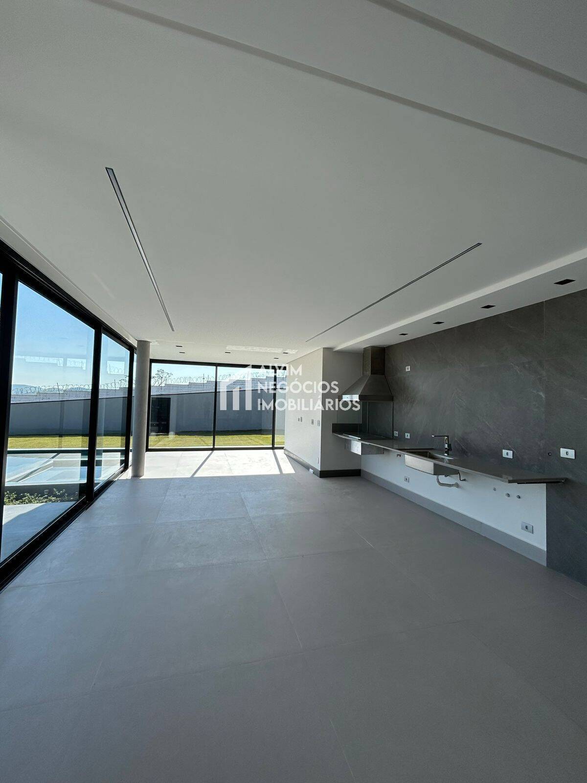 Sobrado à venda com 2 quartos, 600m² - Foto 12