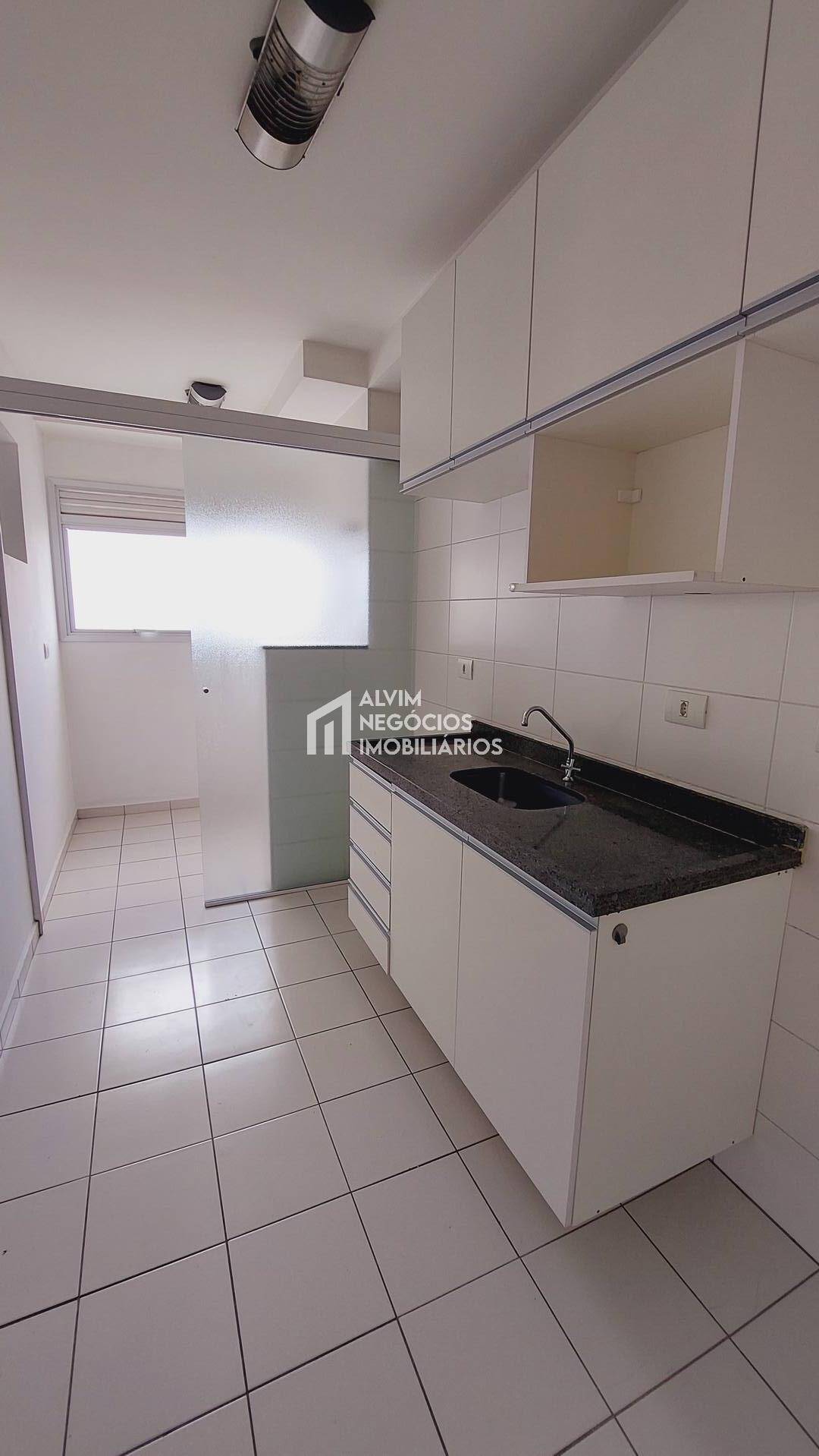 Apartamento à venda com 2 quartos, 60m² - Foto 4