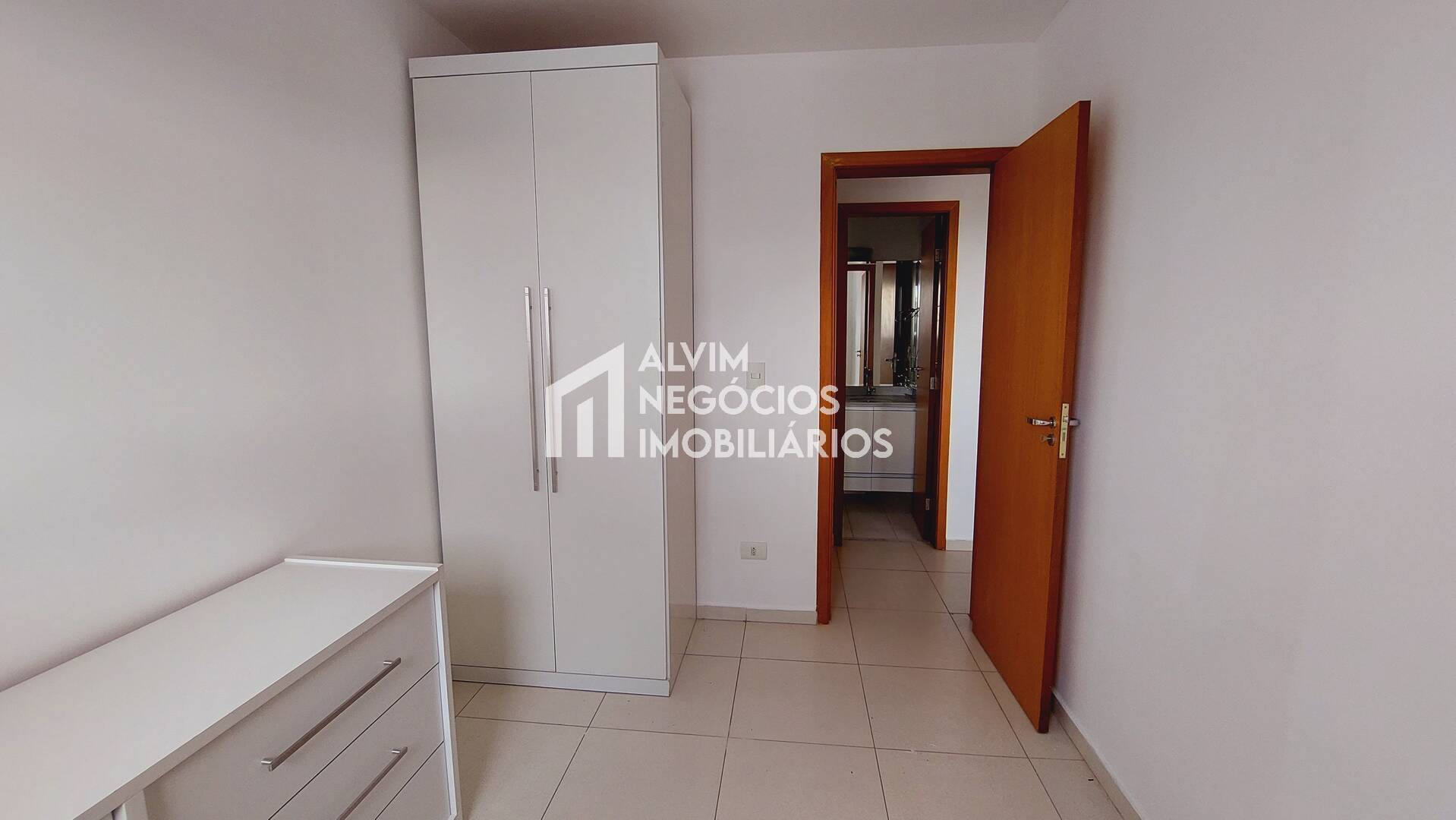 Apartamento à venda com 2 quartos, 60m² - Foto 18