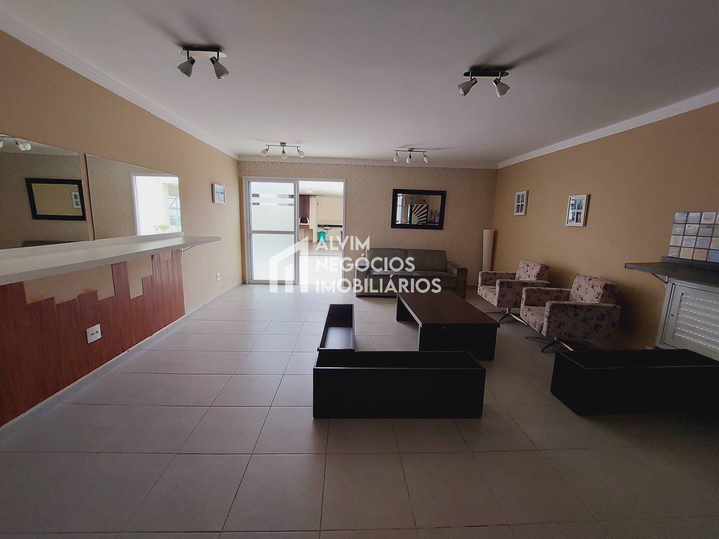 Apartamento à venda com 2 quartos, 60m² - Foto 42