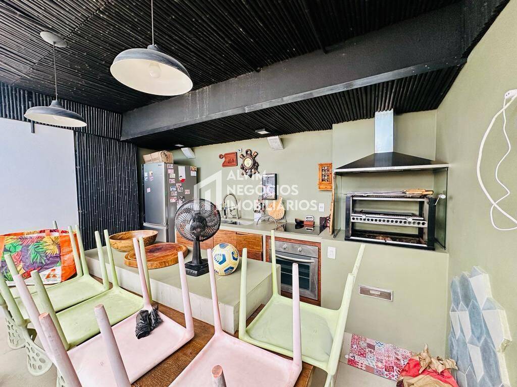 Cobertura à venda com 3 quartos, 260m² - Foto 12