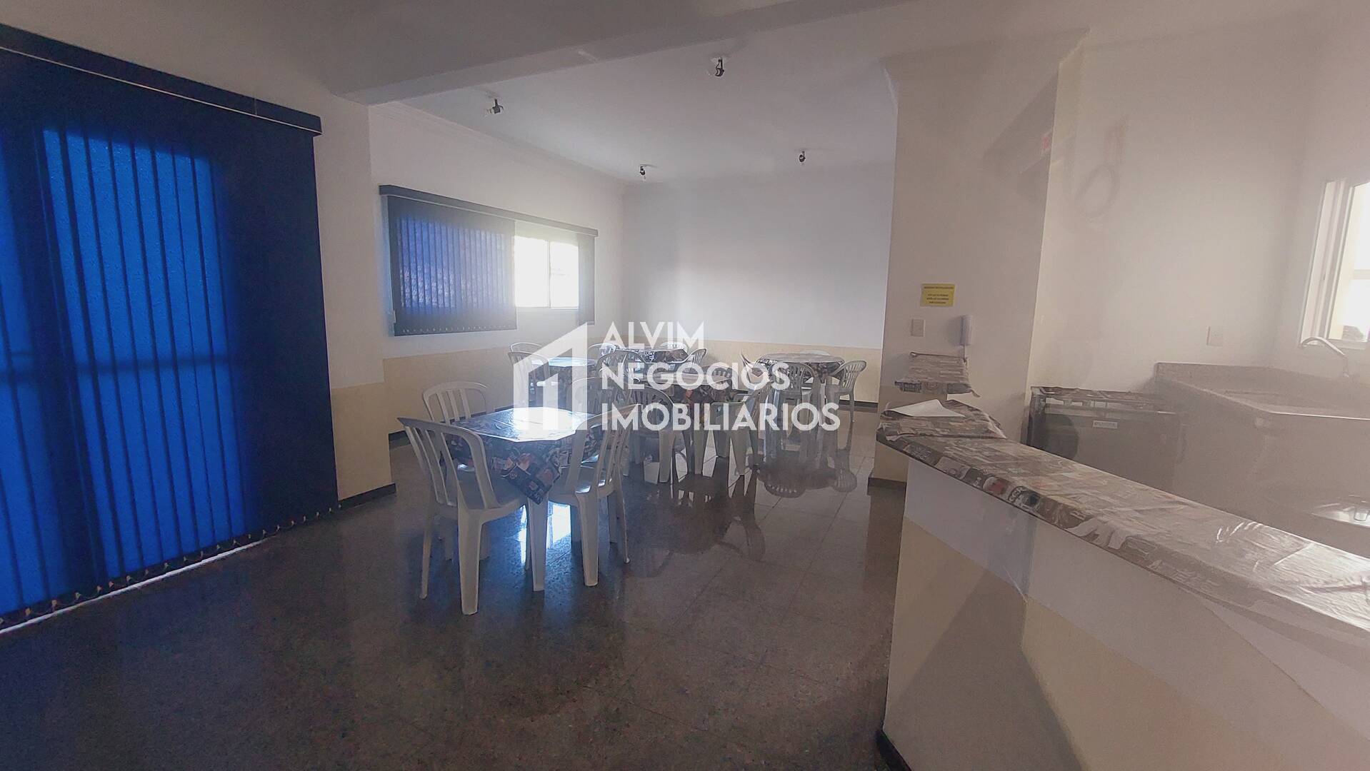 Apartamento à venda com 2 quartos, 54m² - Foto 18