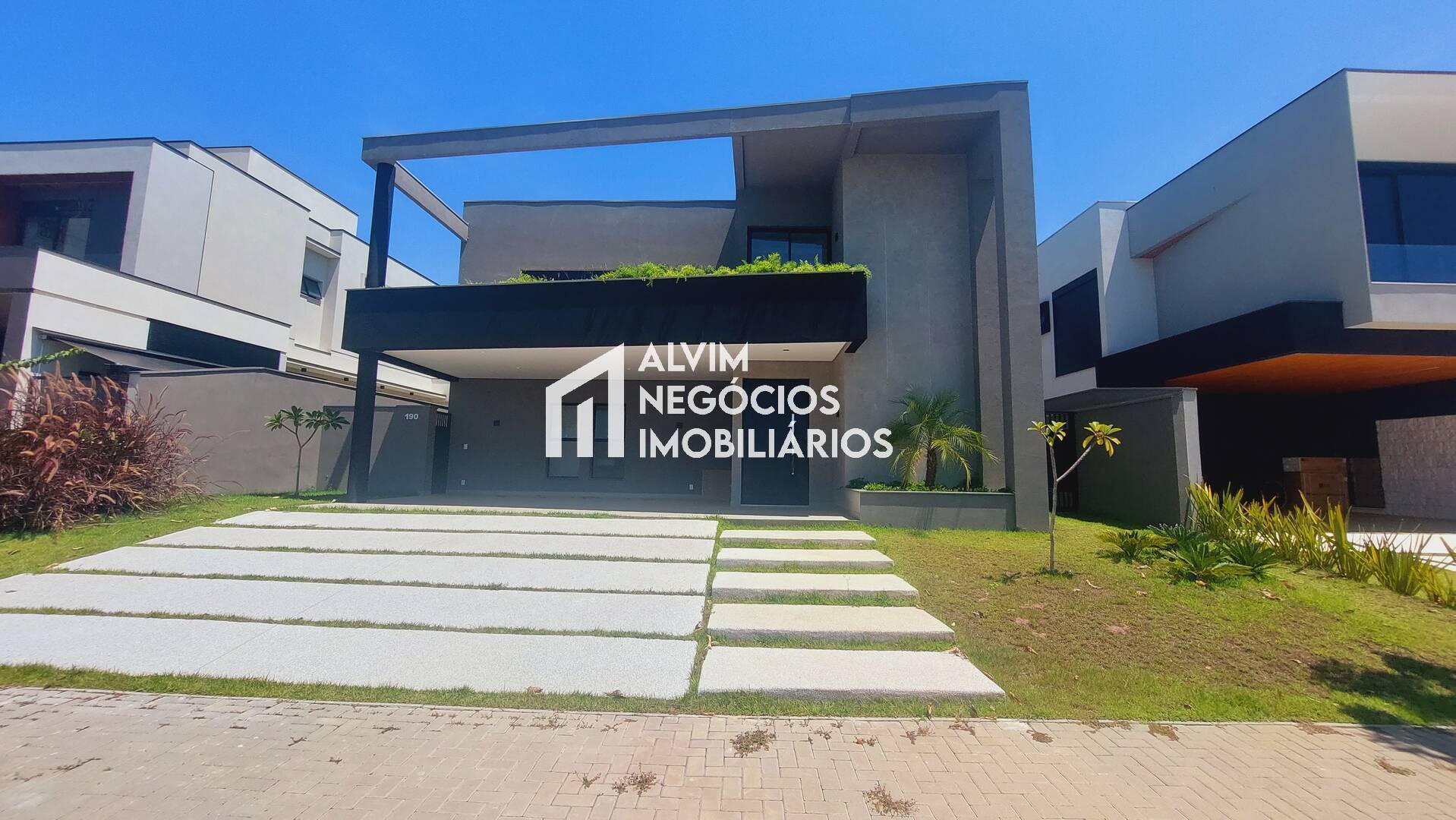 Sobrado, 3 quartos, 500 m² - Foto 2