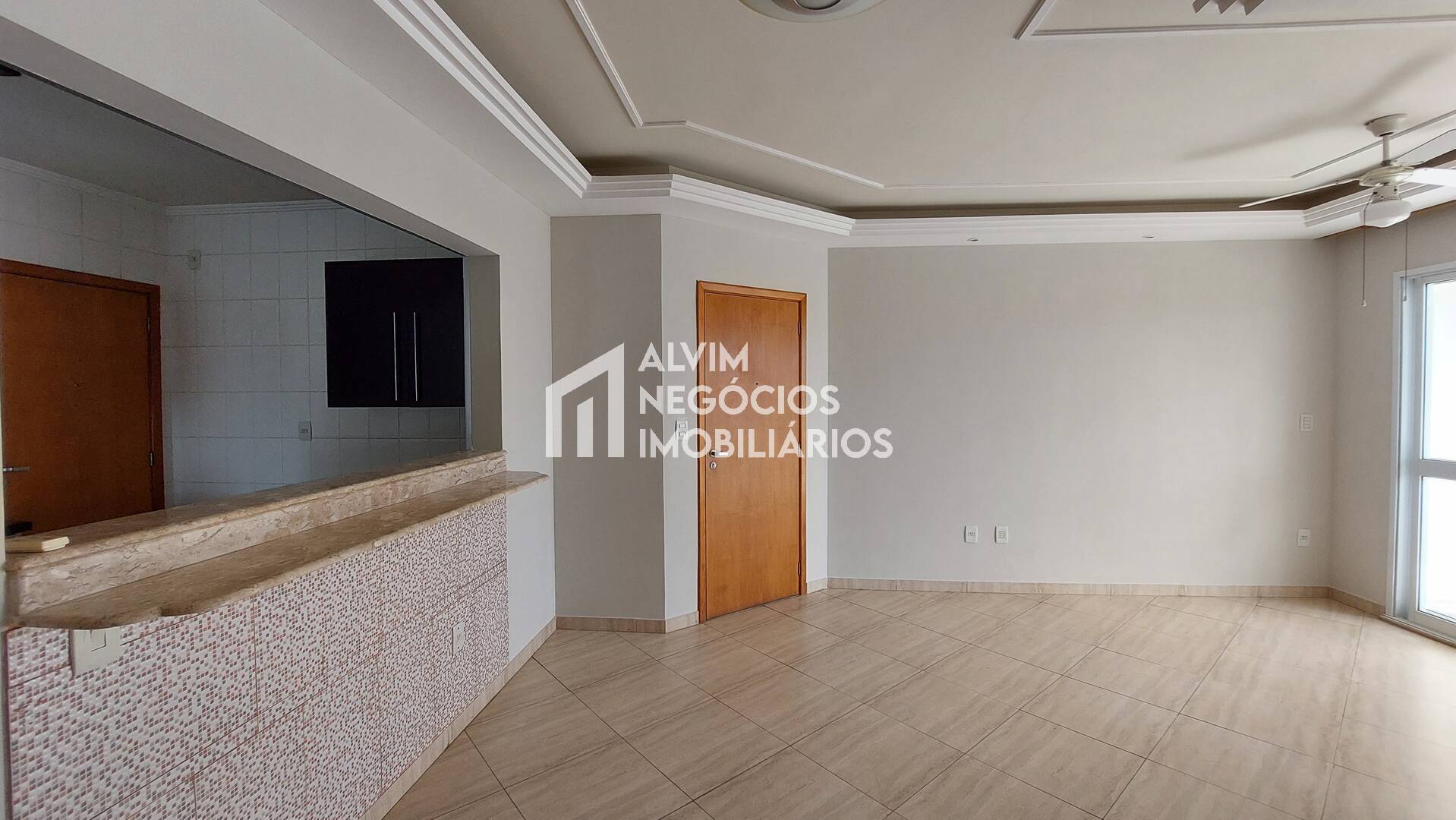 Apartamento à venda com 3 quartos, 110m² - Foto 4