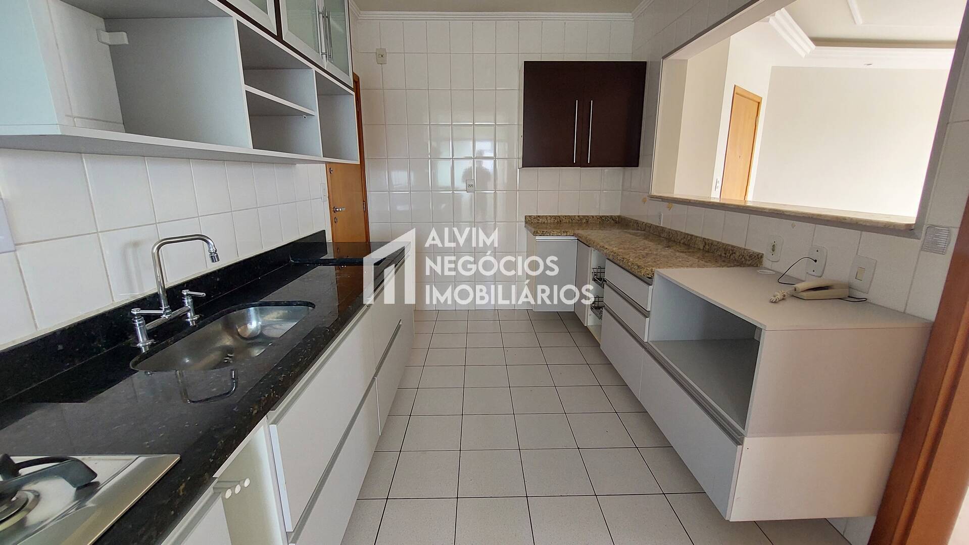 Apartamento à venda com 3 quartos, 110m² - Foto 12