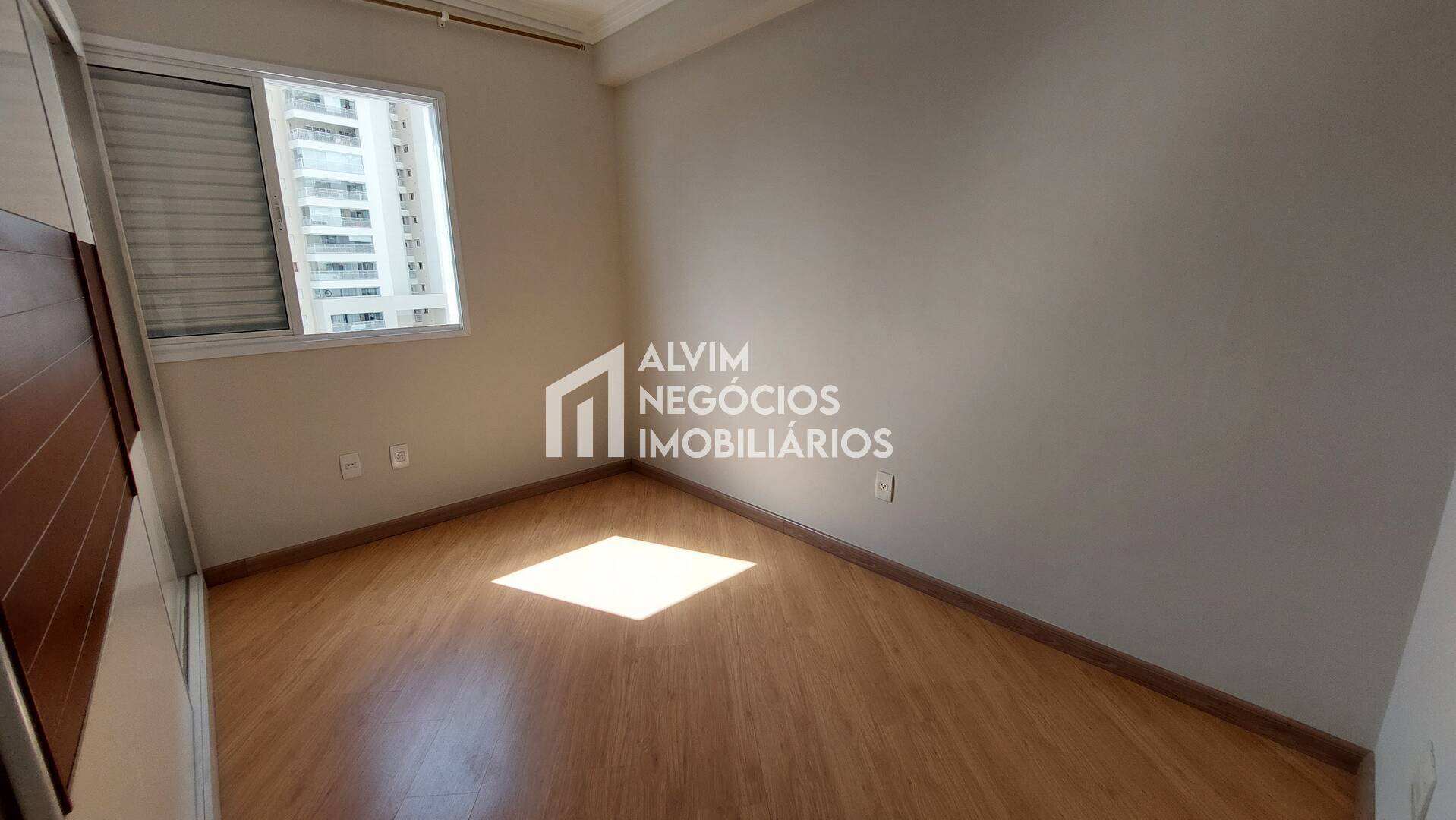 Apartamento à venda com 3 quartos, 110m² - Foto 22