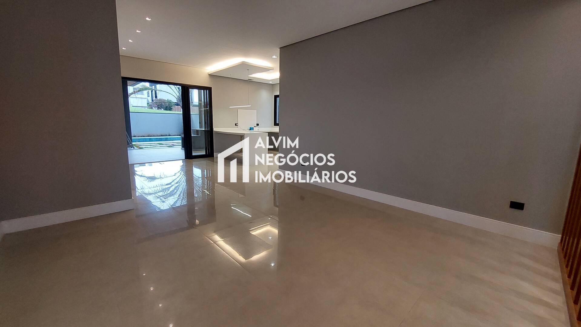 Casa, 3 quartos, 290 m² - Foto 8