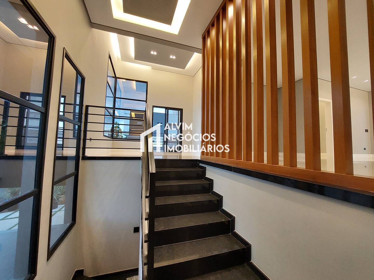 Casa, 3 quartos, 290 m² - Foto 7