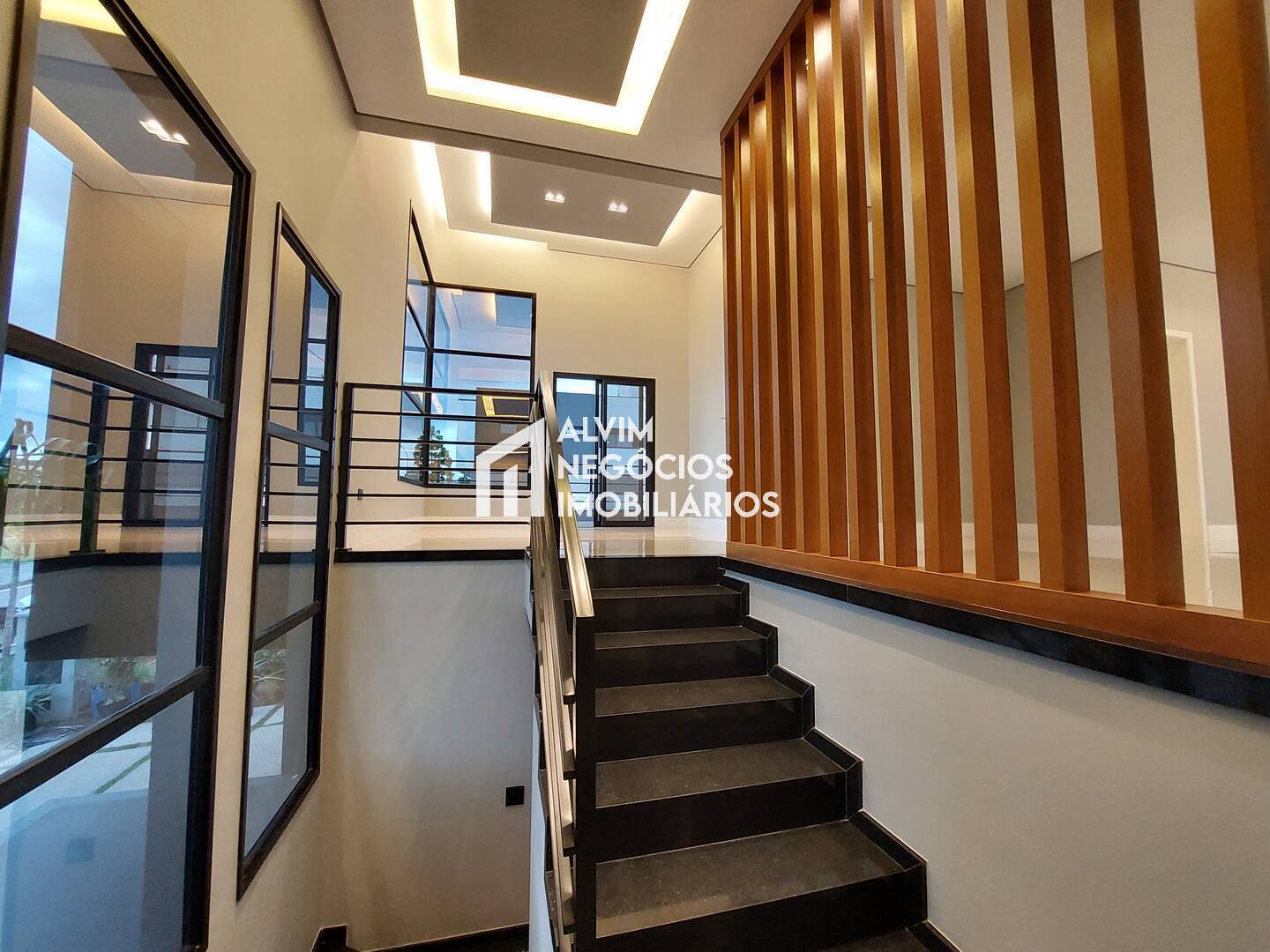 Casa, 3 quartos, 290 m² - Foto 29