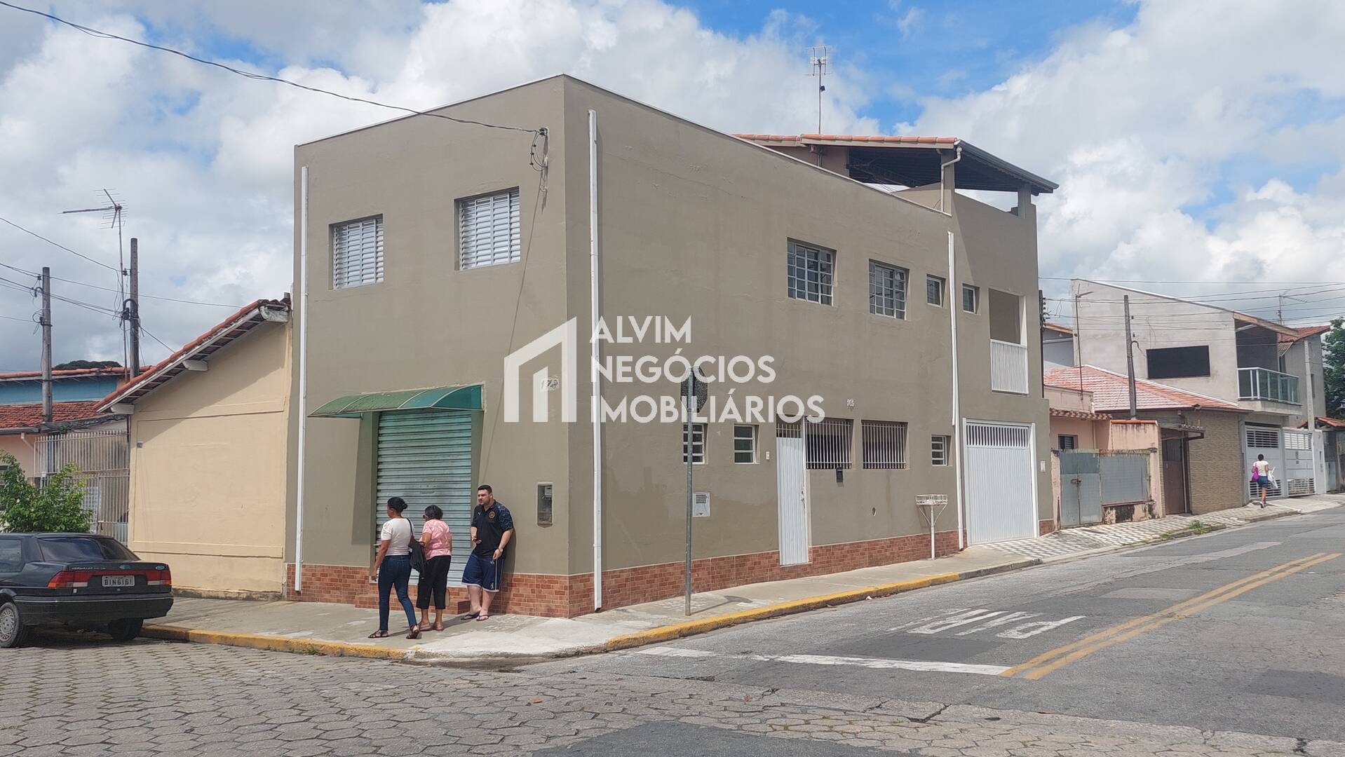 Prédio Inteiro à venda, 150m² - Foto 2