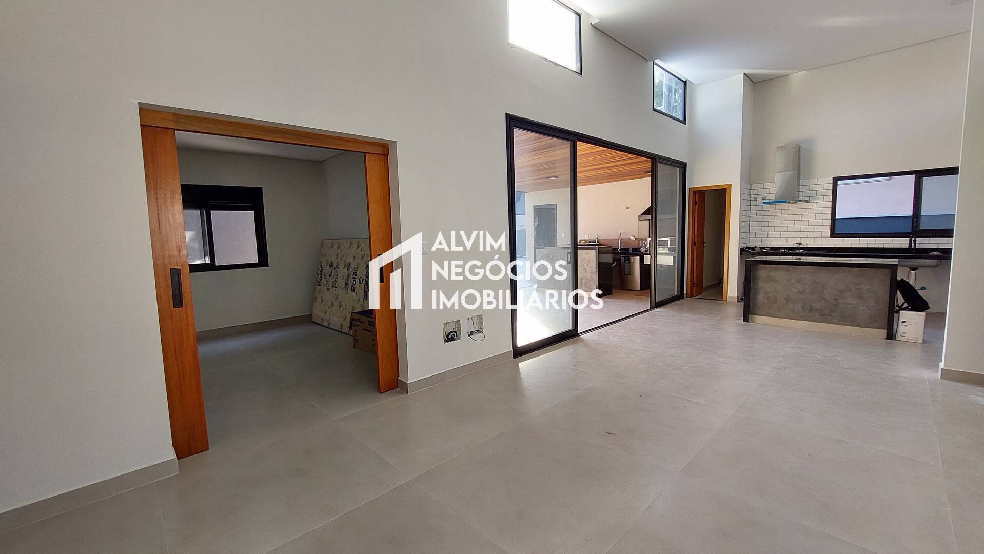 Casa, 4 quartos, 268 m² - Foto 13
