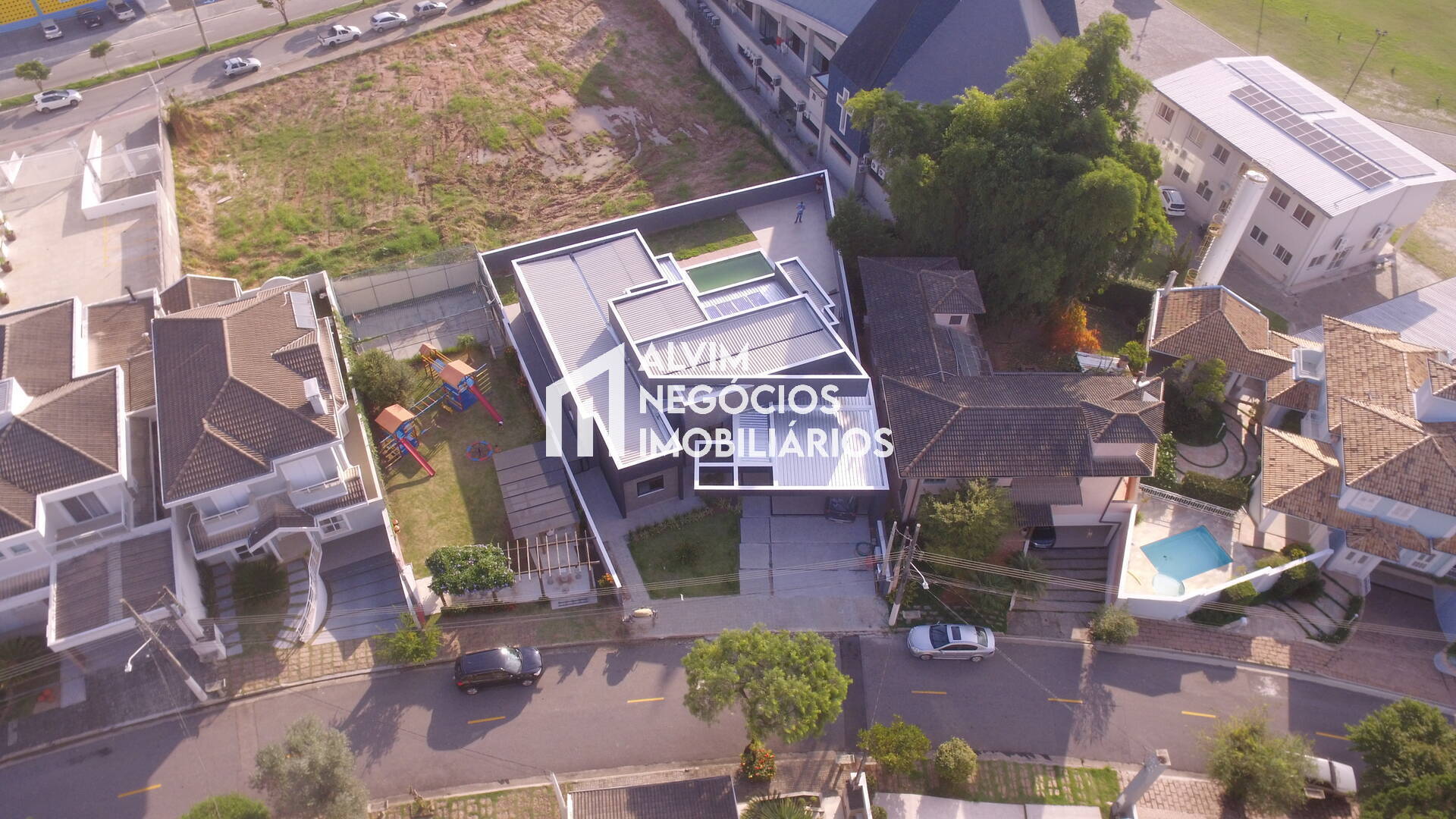 Casa, 4 quartos, 268 m² - Foto 30