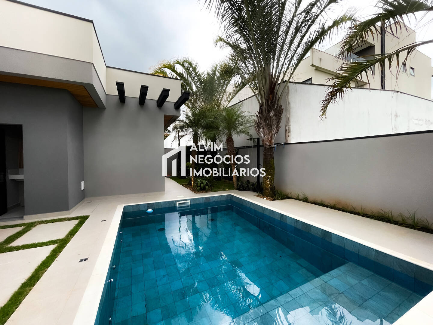 Casa, 3 quartos, 290 m² - Foto 42