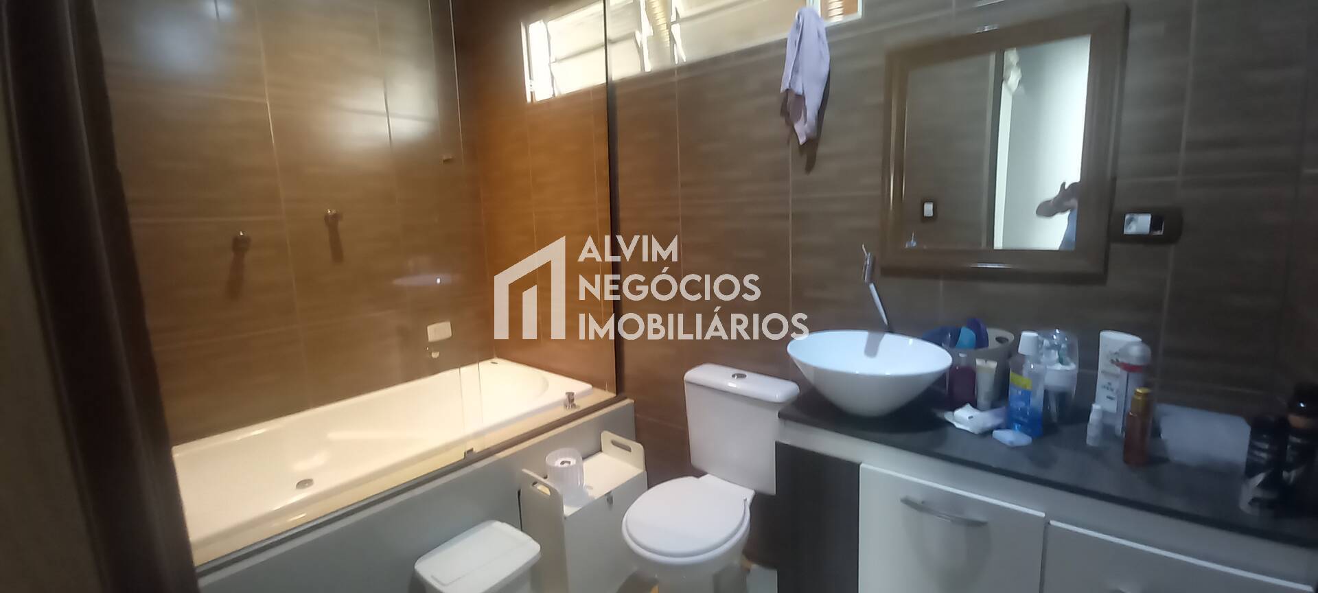 Casa à venda com 2 quartos, 70m² - Foto 6
