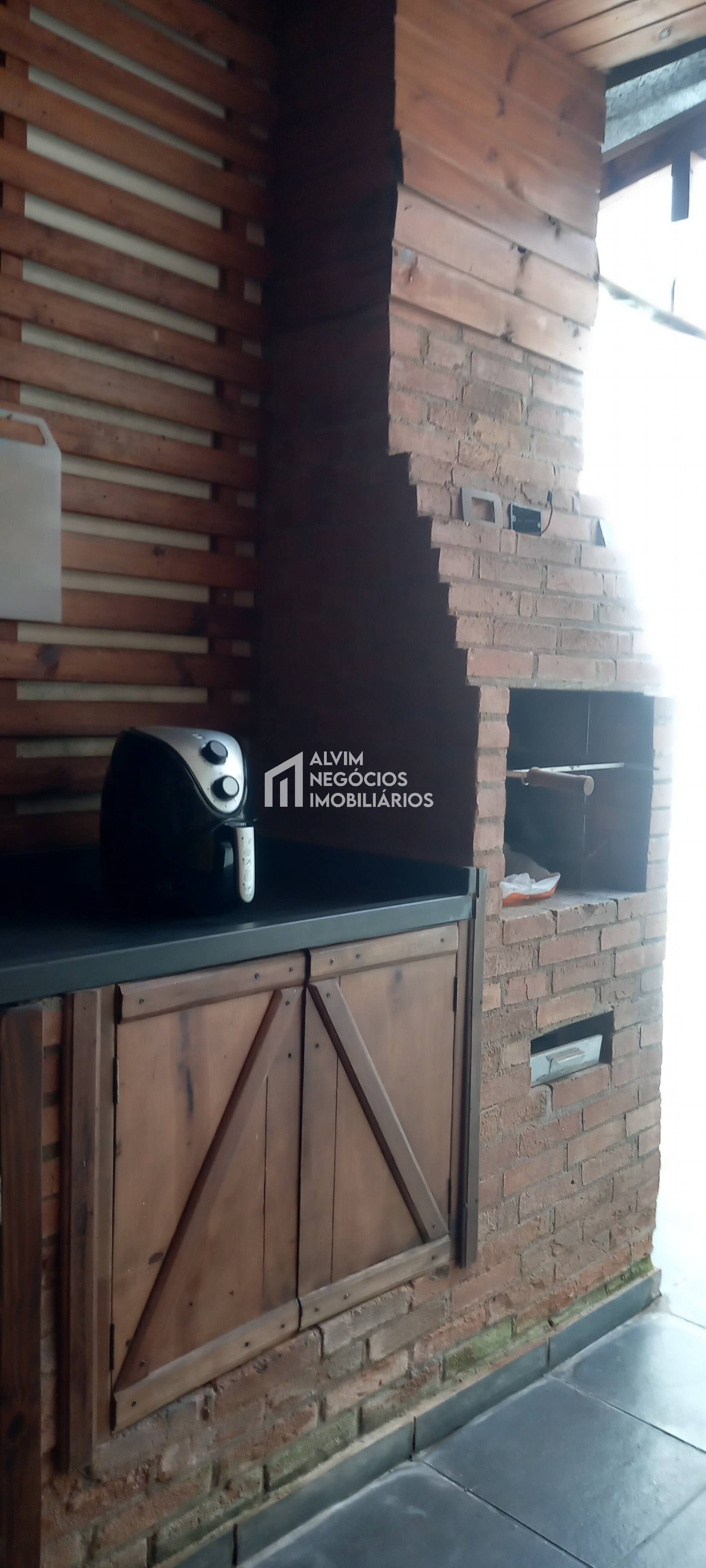Casa à venda com 2 quartos, 70m² - Foto 12