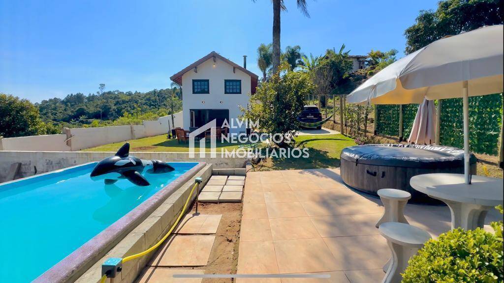 Sítio à venda com 2 quartos, 78m² - Foto 1