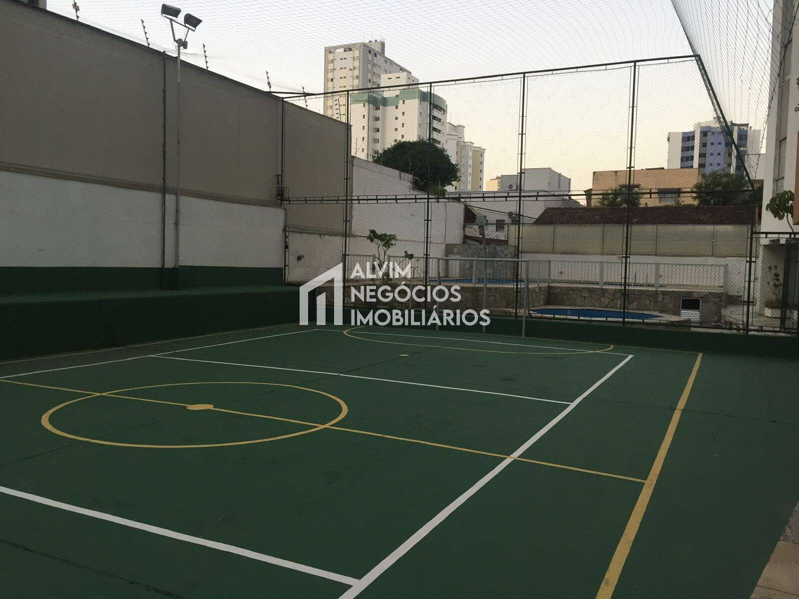 Apartamento à venda com 3 quartos, 120m² - Foto 17