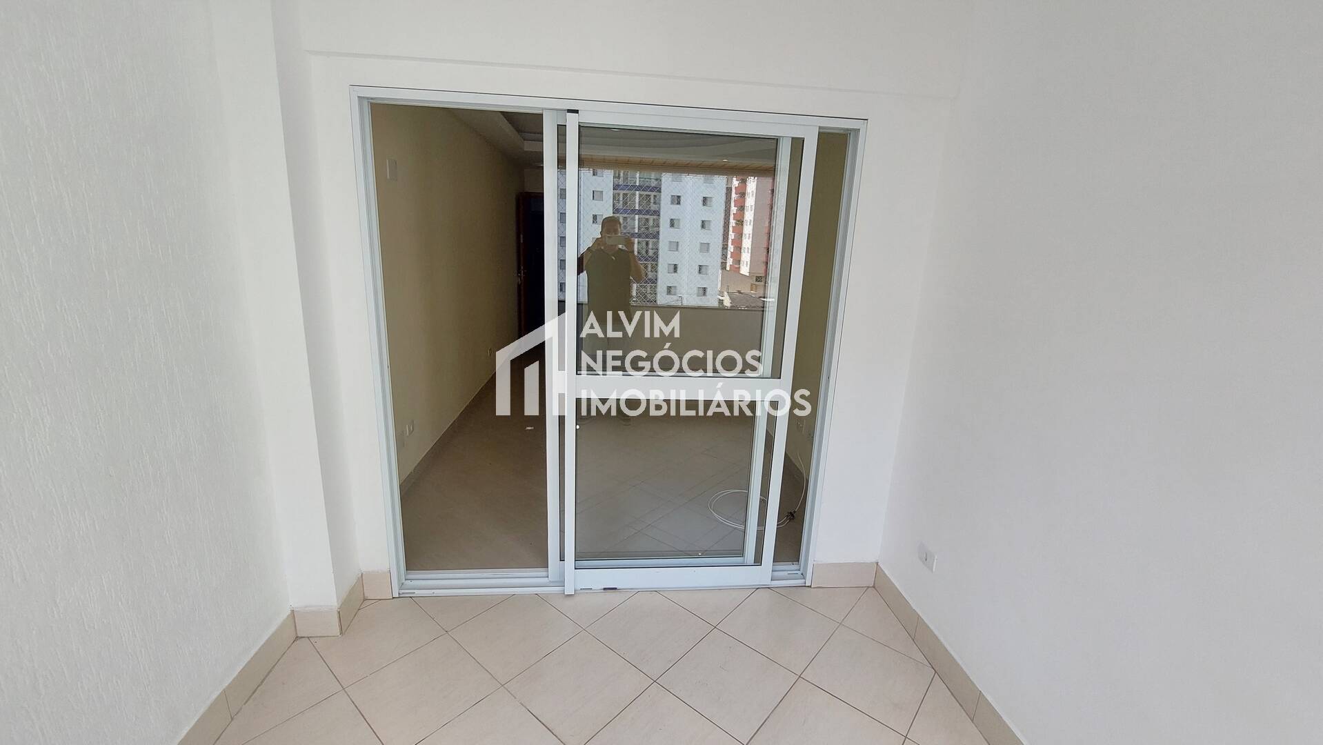 Apartamento à venda com 3 quartos, 94m² - Foto 25
