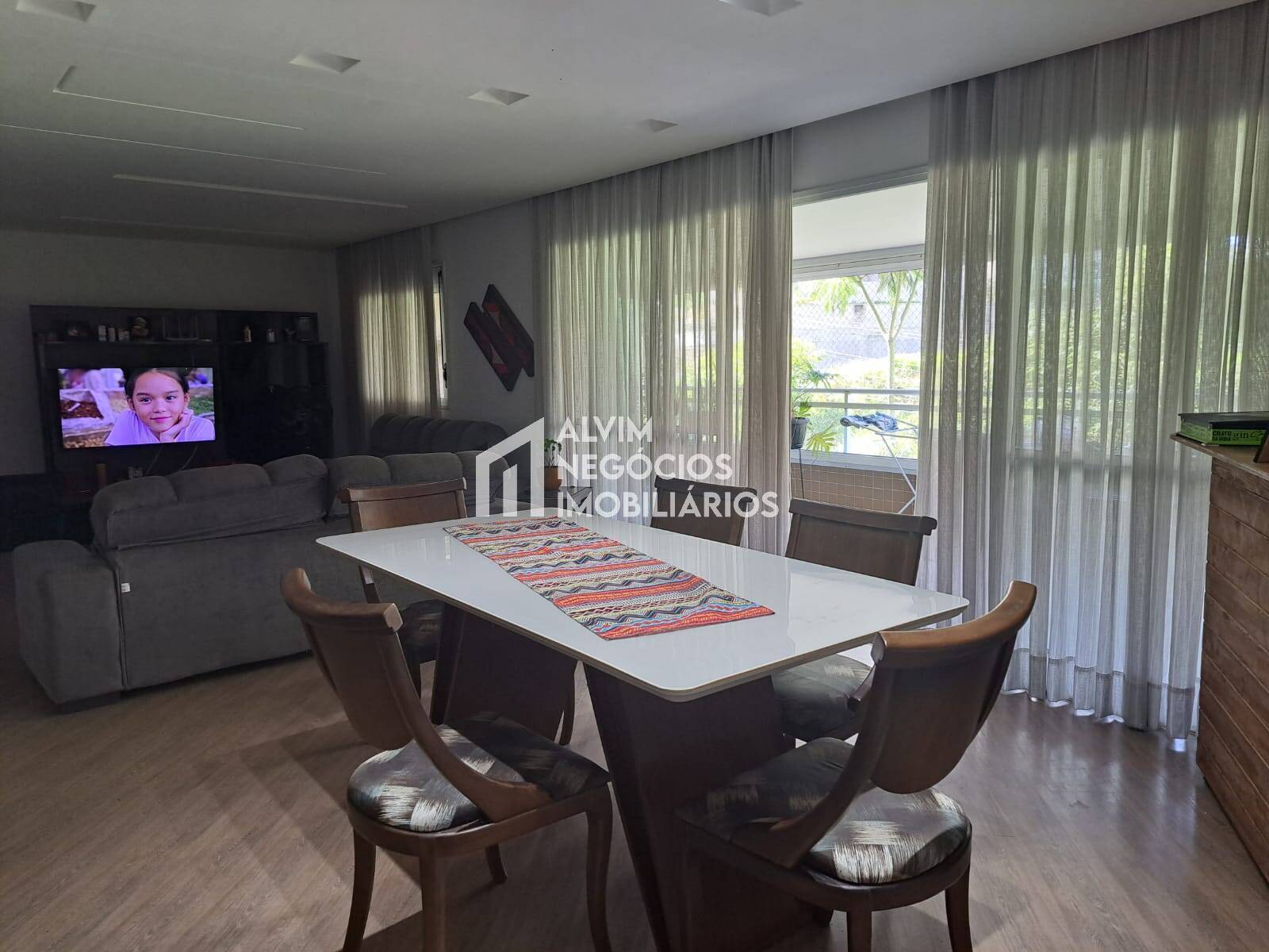 Apartamento à venda com 3 quartos, 182m² - Foto 24