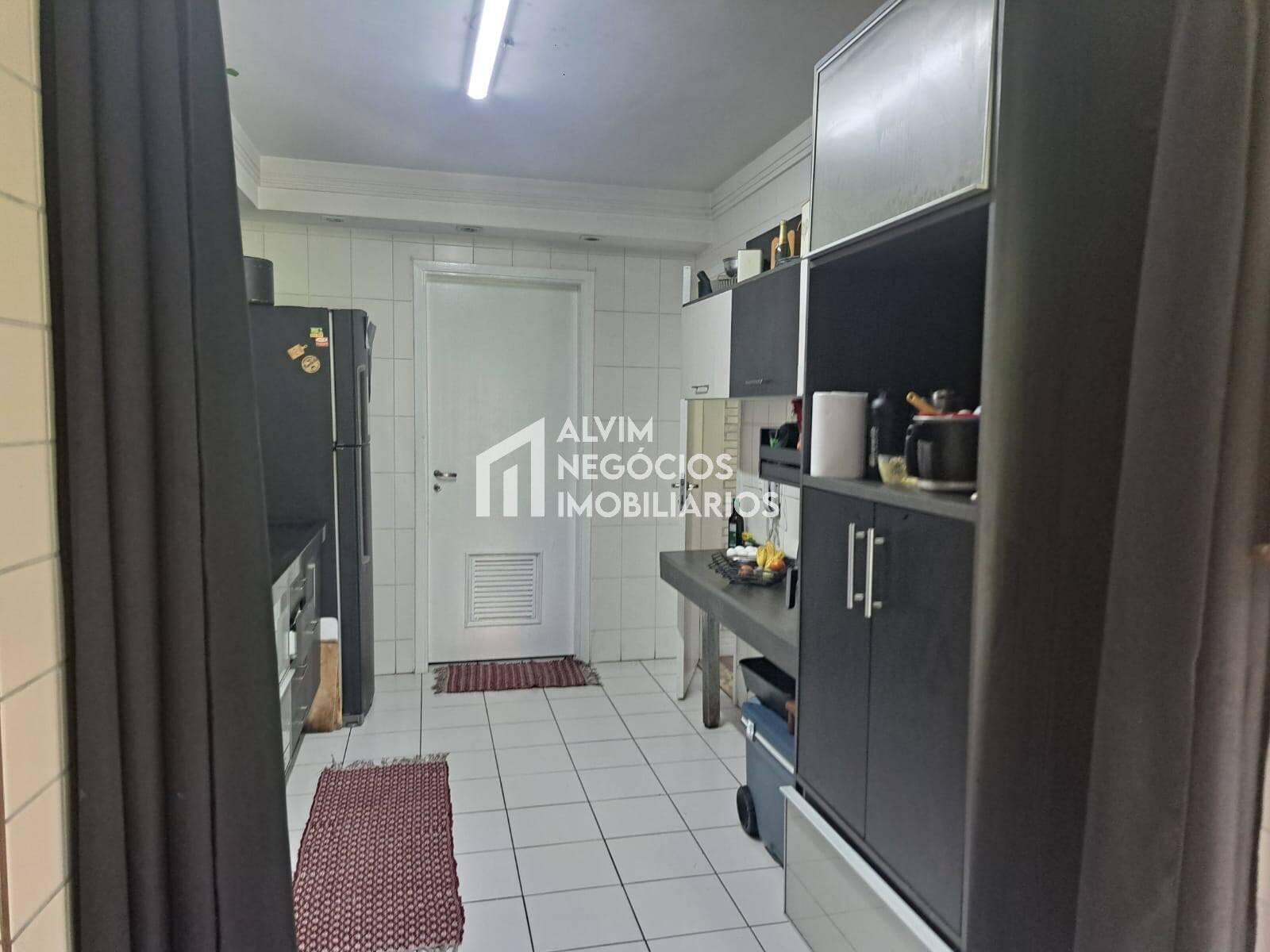 Apartamento à venda com 3 quartos, 182m² - Foto 31