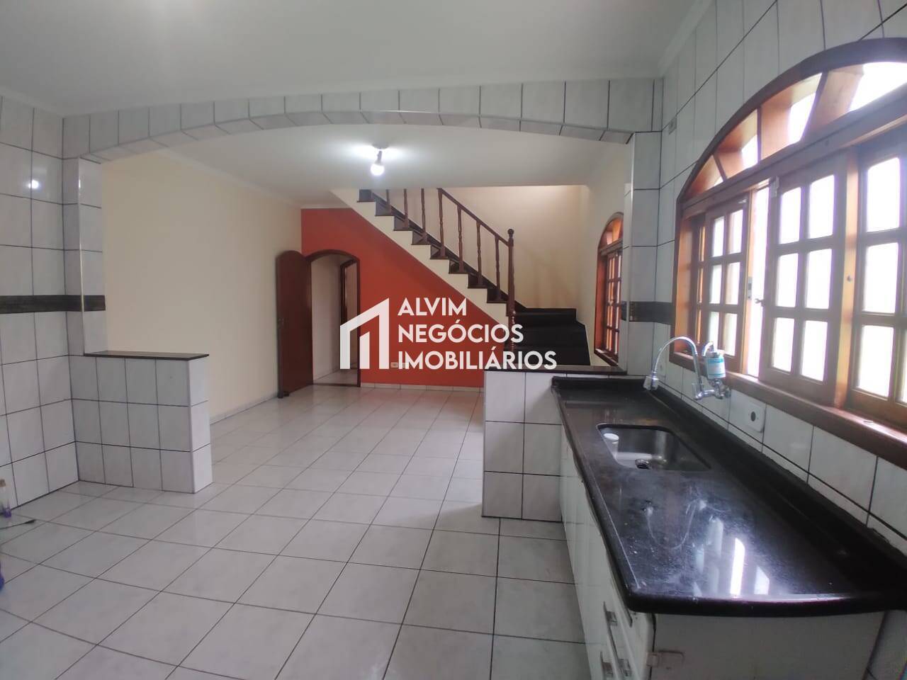 Sobrado, 3 quartos, 189 m² - Foto 1