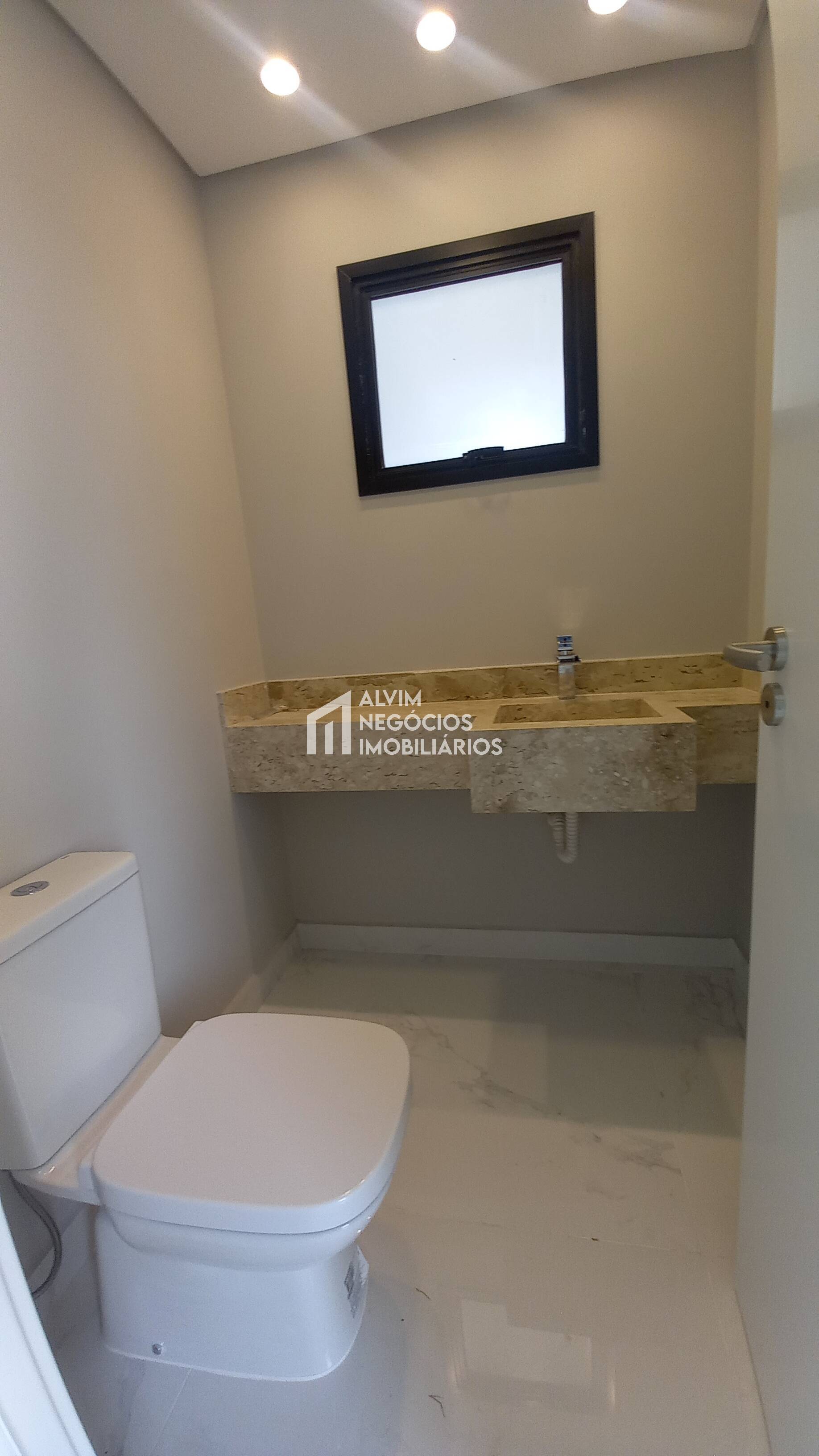 Sobrado à venda com 3 quartos, 350m² - Foto 5