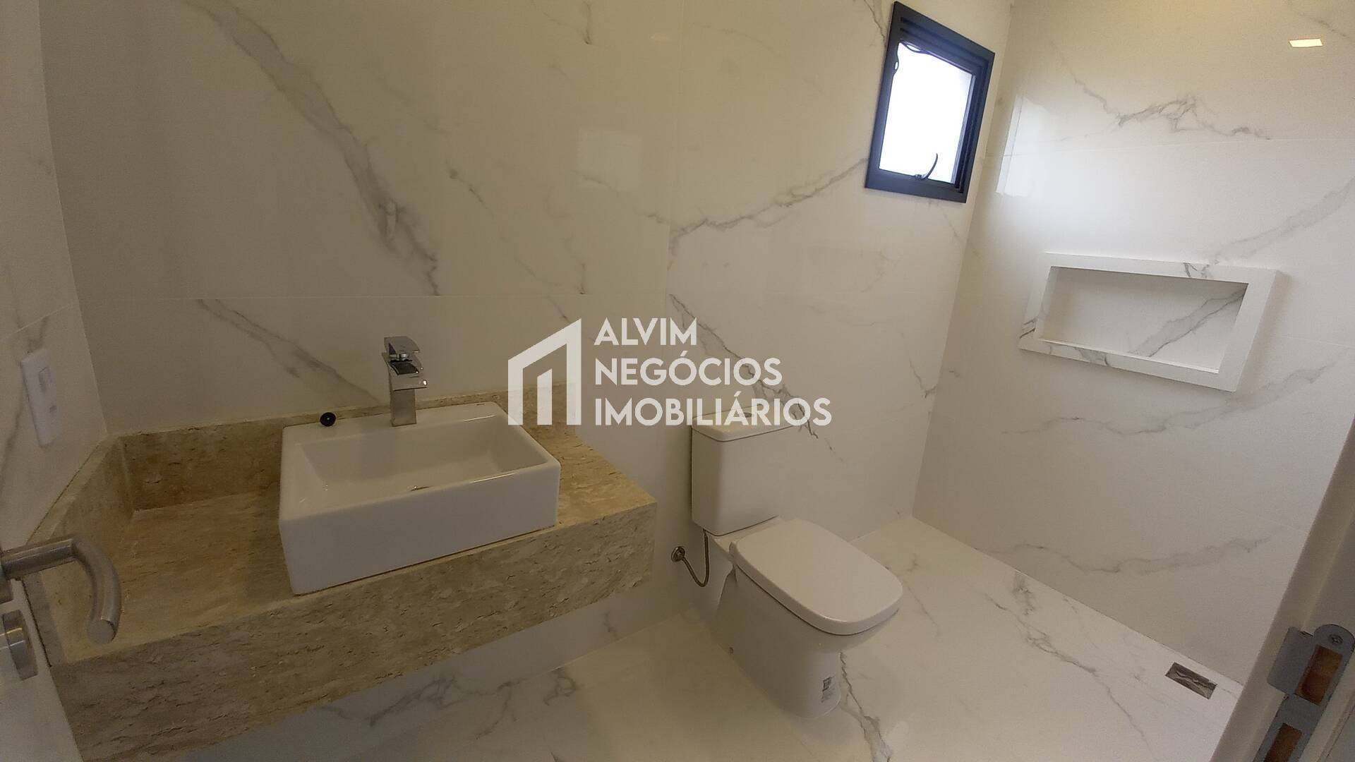 Sobrado à venda com 3 quartos, 350m² - Foto 16