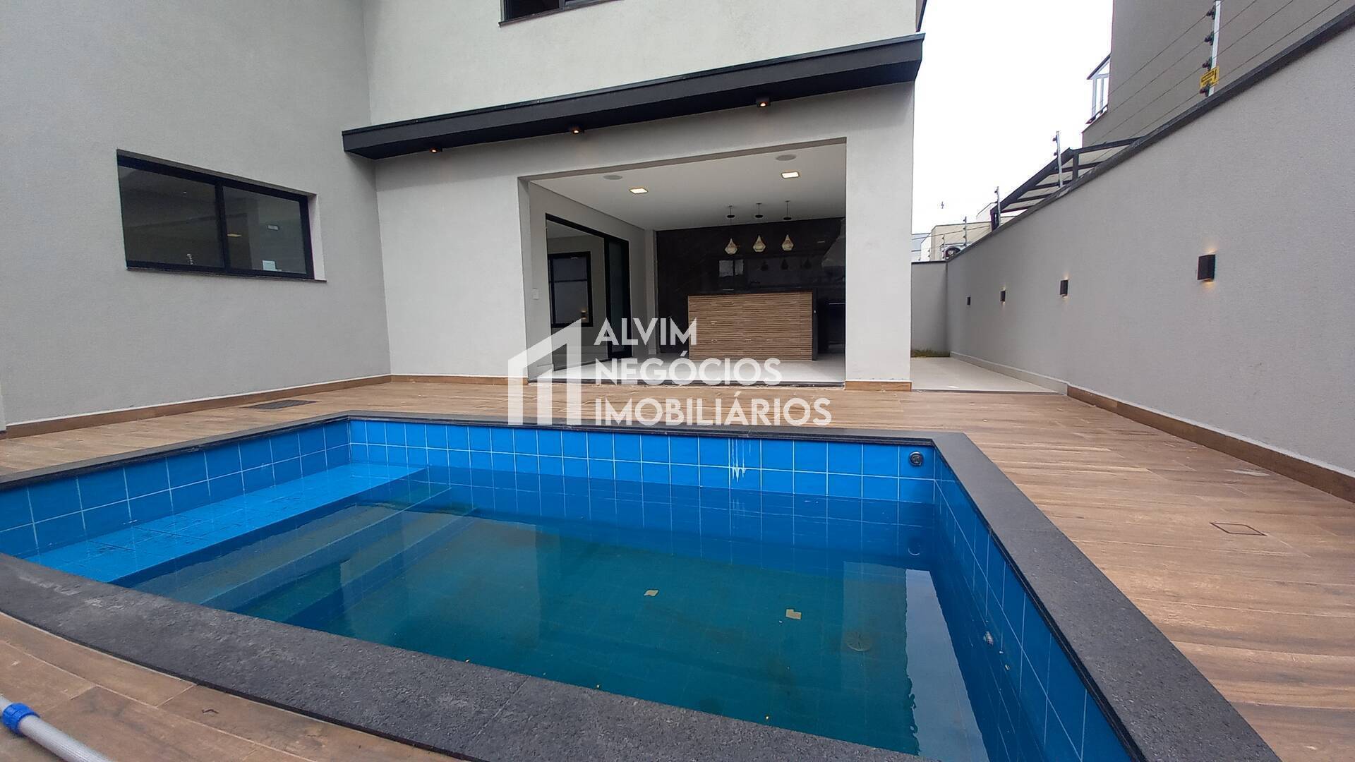 Sobrado à venda com 3 quartos, 350m² - Foto 25