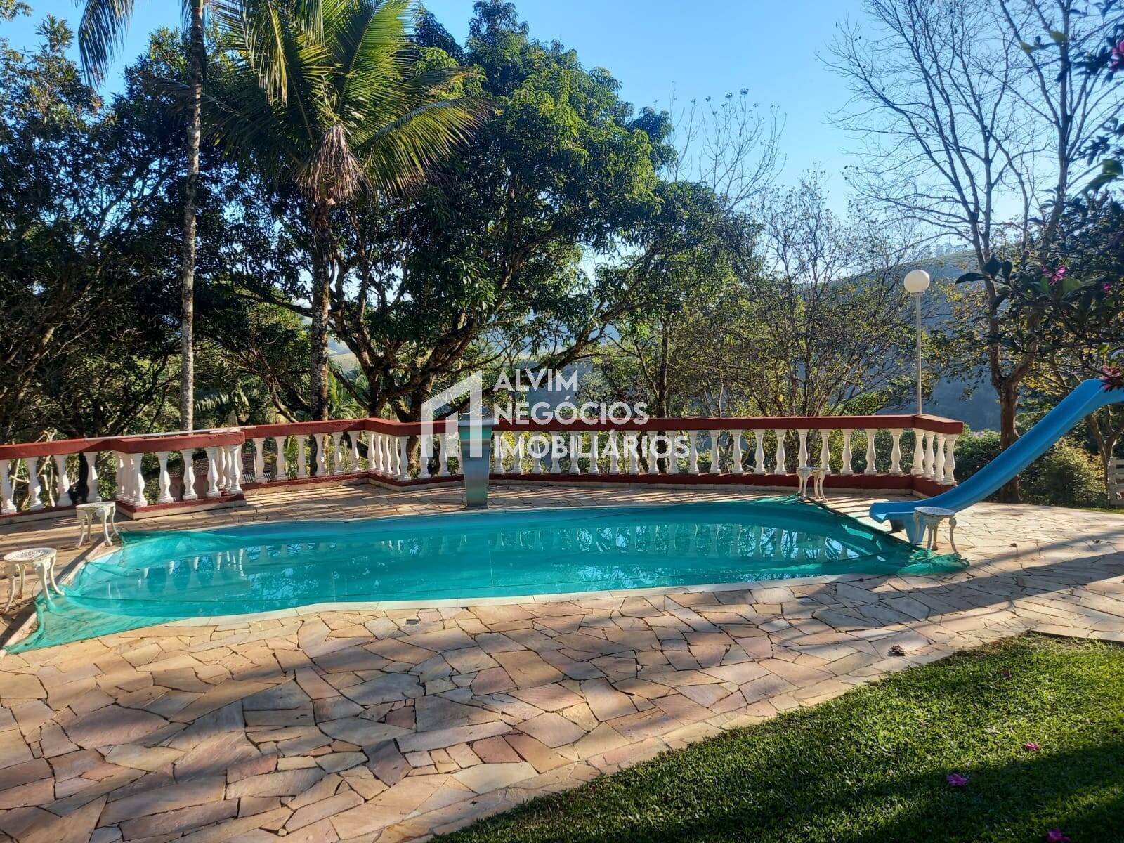 Sítio à venda com 4 quartos, 12m² - Foto 1