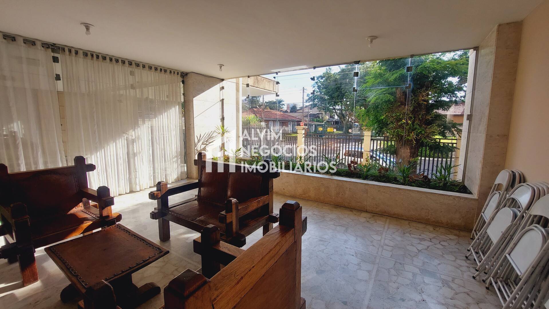 Apartamento à venda com 2 quartos, 75m² - Foto 19