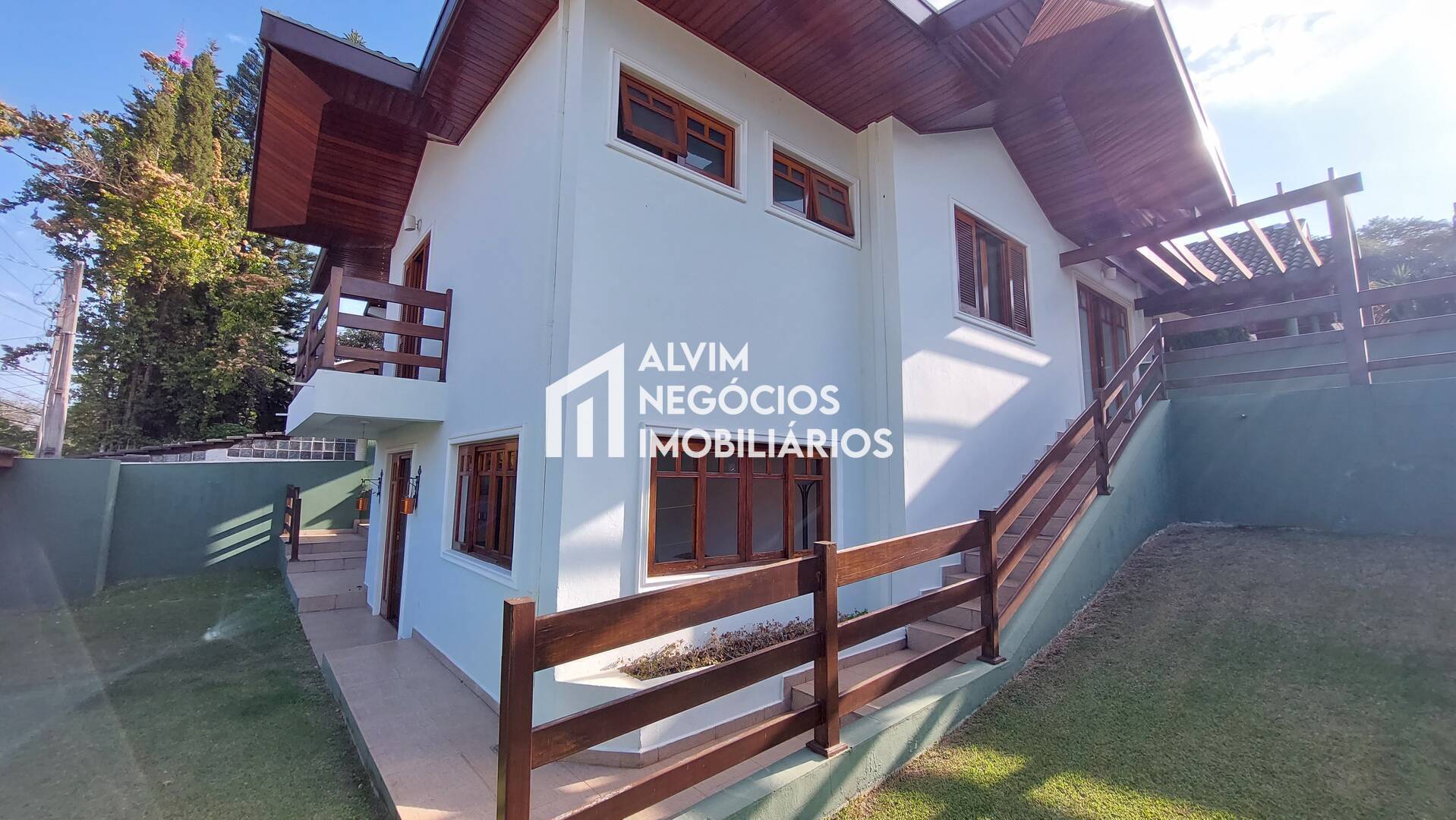 Sobrado, 3 quartos, 240 m² - Foto 2