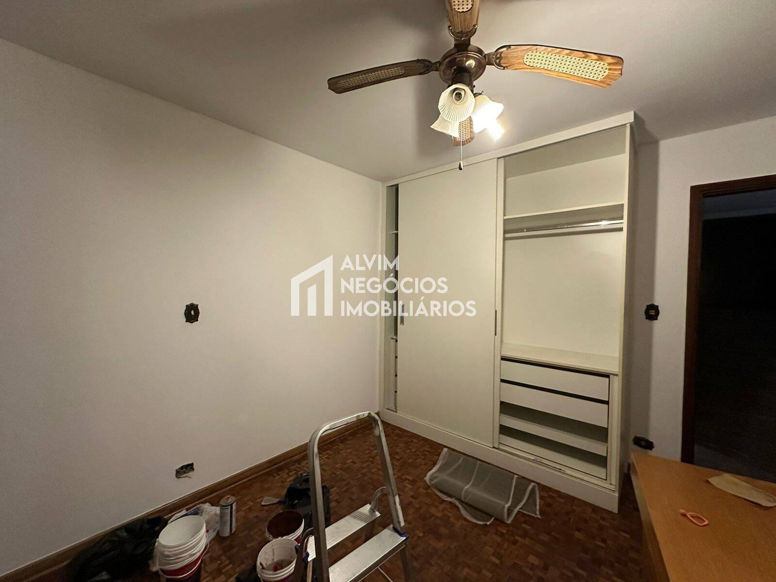 Sobrado à venda com 5 quartos, 400m² - Foto 7