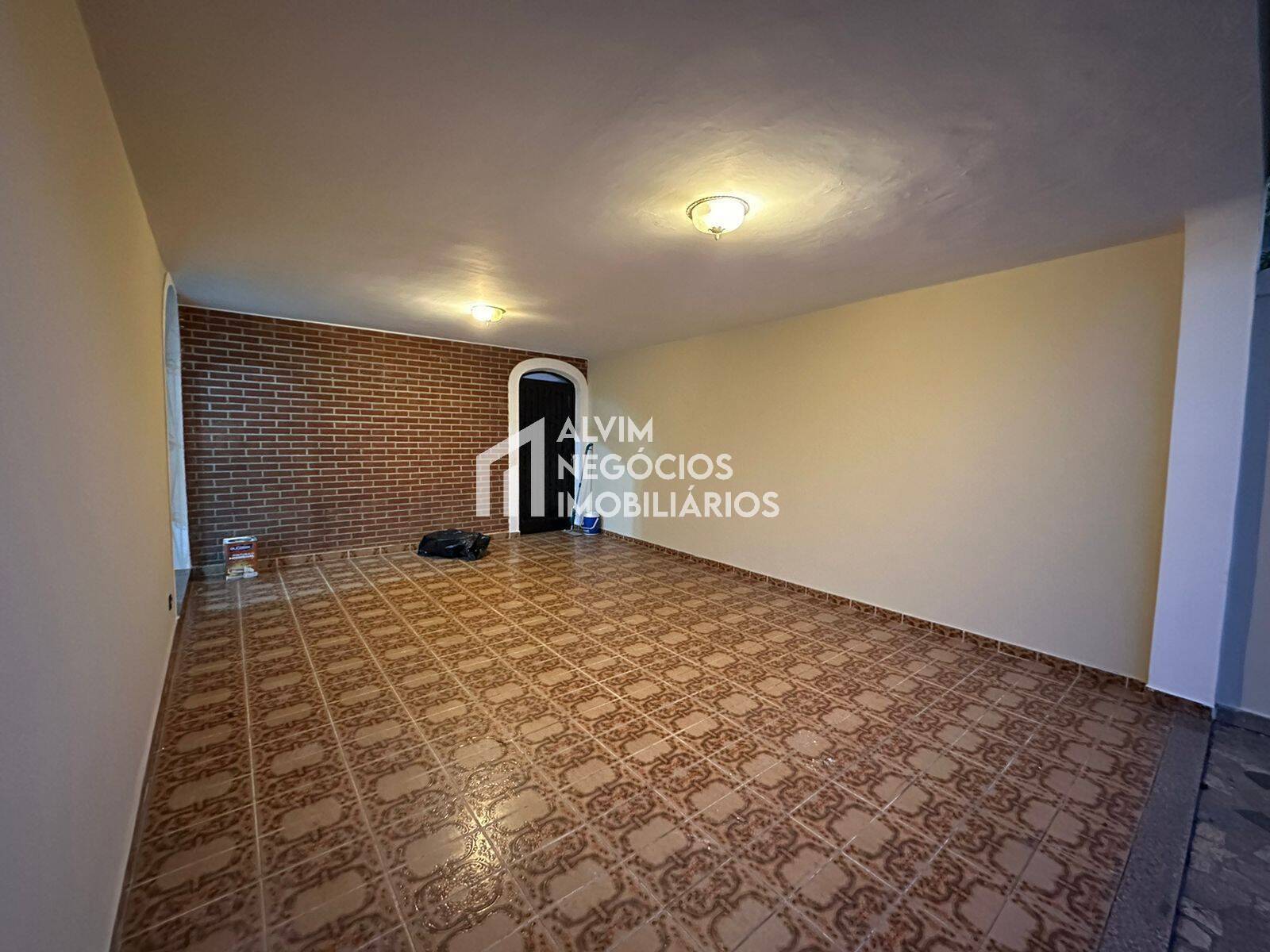 Sobrado à venda com 5 quartos, 400m² - Foto 3